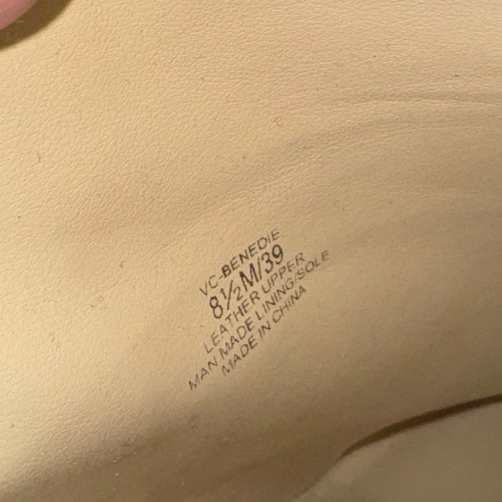 Vince Camuto • brown snakeskin block heel bootie! - Picture 5 of 6